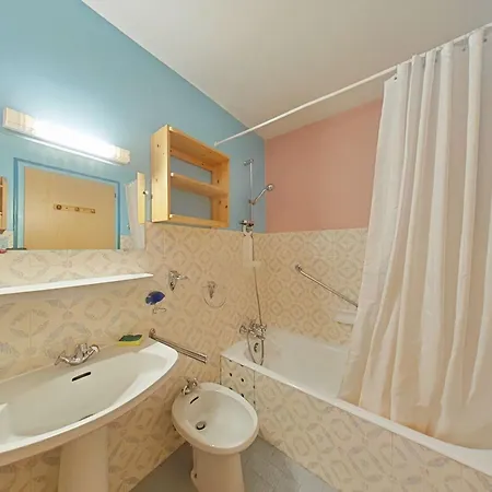 Apartman Confortable - Proche Telecabine - 4 Personnes - Fr-1-241-65